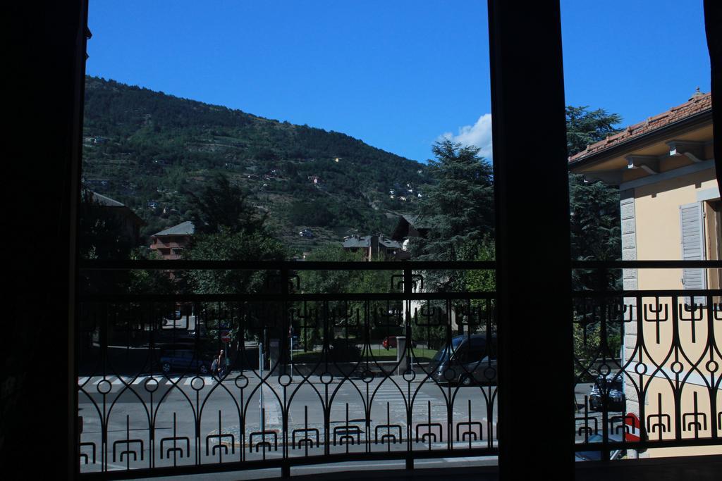 Dimora Delle Alpi Apartment Aosta Exterior photo